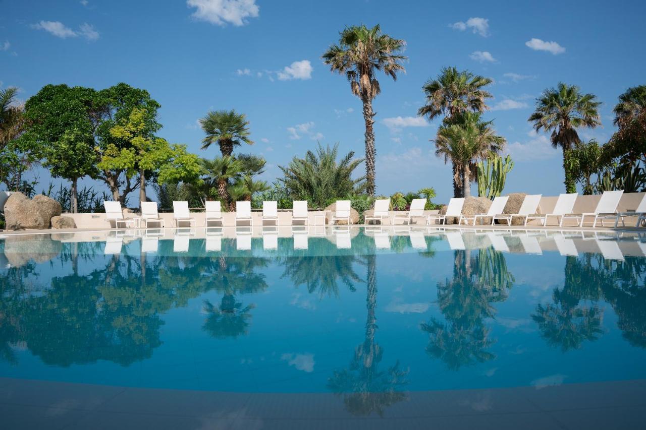Hotel Villaggio Cala Di Volpe Capo Vaticano Kültér fotó