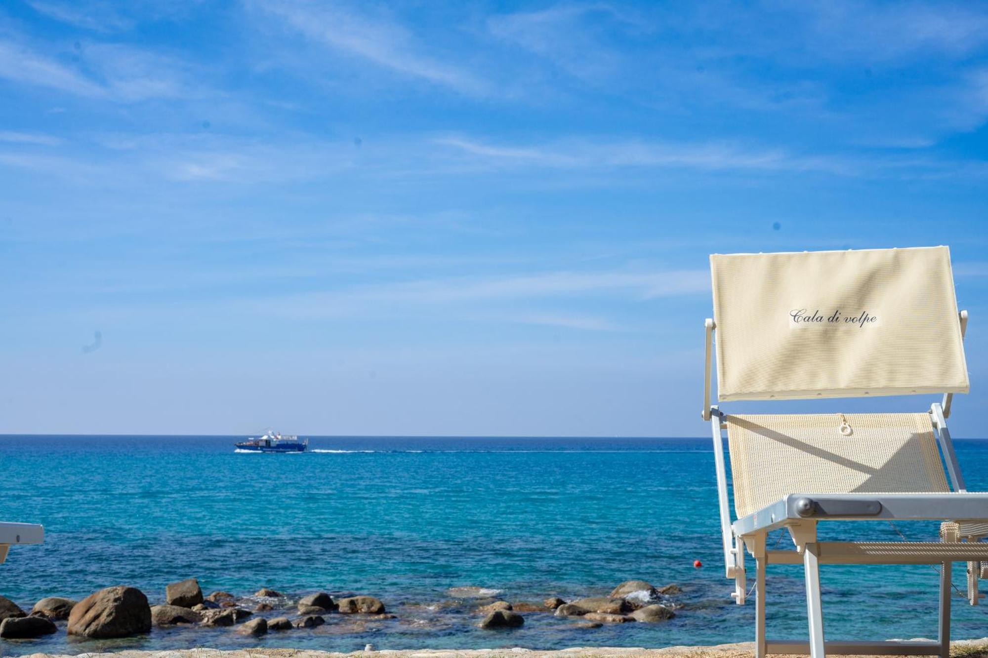 Hotel Villaggio Cala Di Volpe Capo Vaticano Kültér fotó