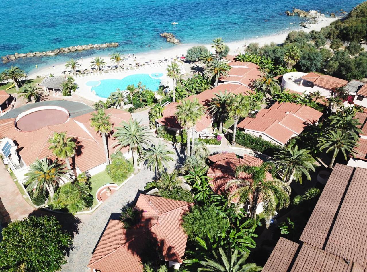 Hotel Villaggio Cala Di Volpe Capo Vaticano Kültér fotó